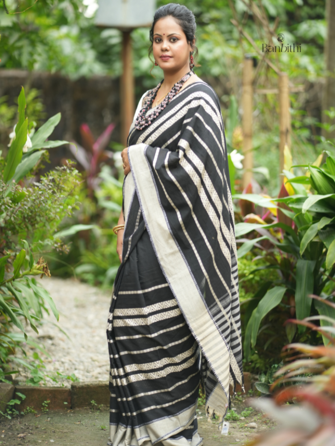 Pure Cotton Handwoven Dhaniakhali Saree – Black