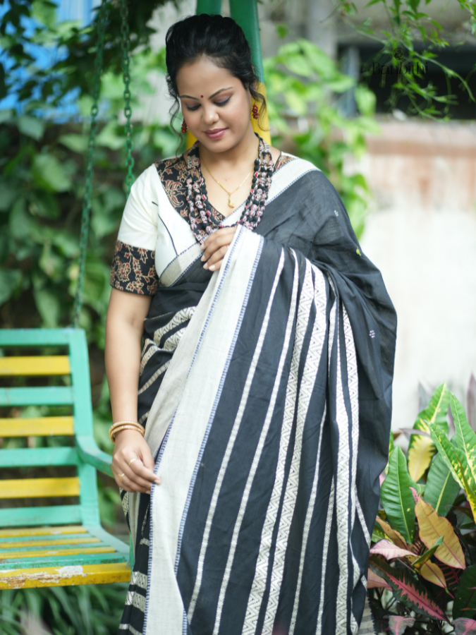 Pure Cotton Handwoven Dhaniakhali Saree – Black
