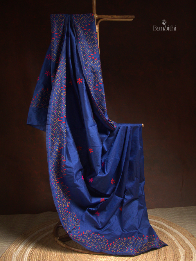 Hand Embroidered Saree – Blue with Pink Thread