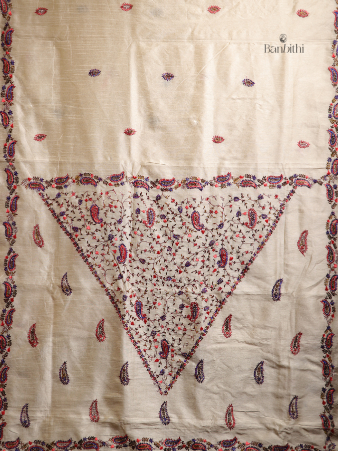 Hand Embroidered Saree – Off White with Golden Thread (Variant 2)