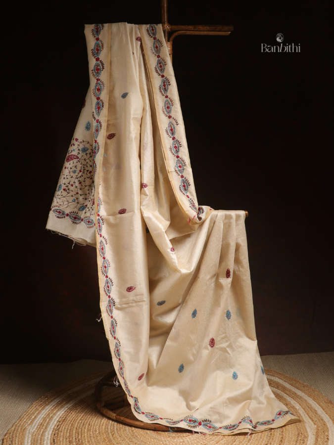 Hand Embroidered Saree – Off White with Golden Thread (Variant 4)