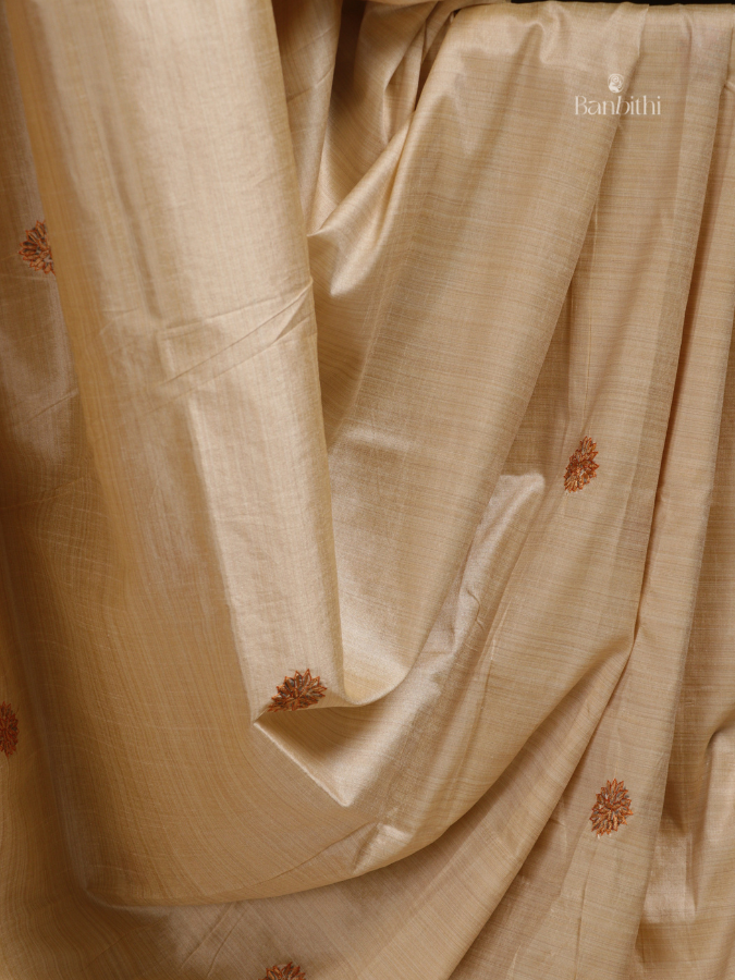 Hand Embroidered Saree – Off White with Golden Thread