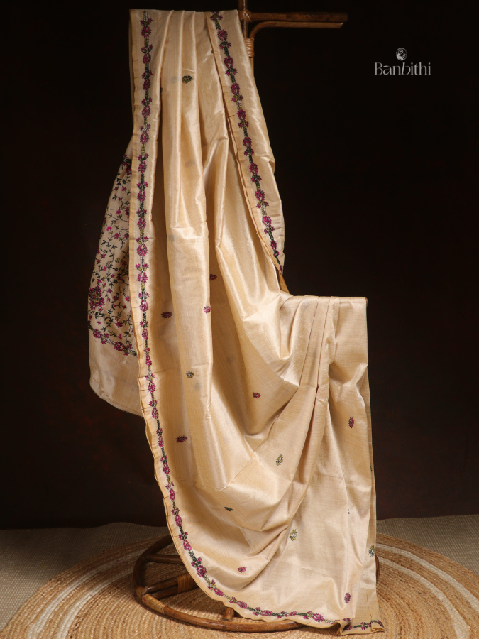 Hand Embroidered Saree – Off White with Golden Thread (Variant 5)