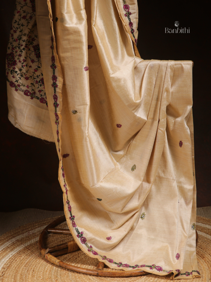 Hand Embroidered Saree – Off White with Golden Thread (Variant 5)