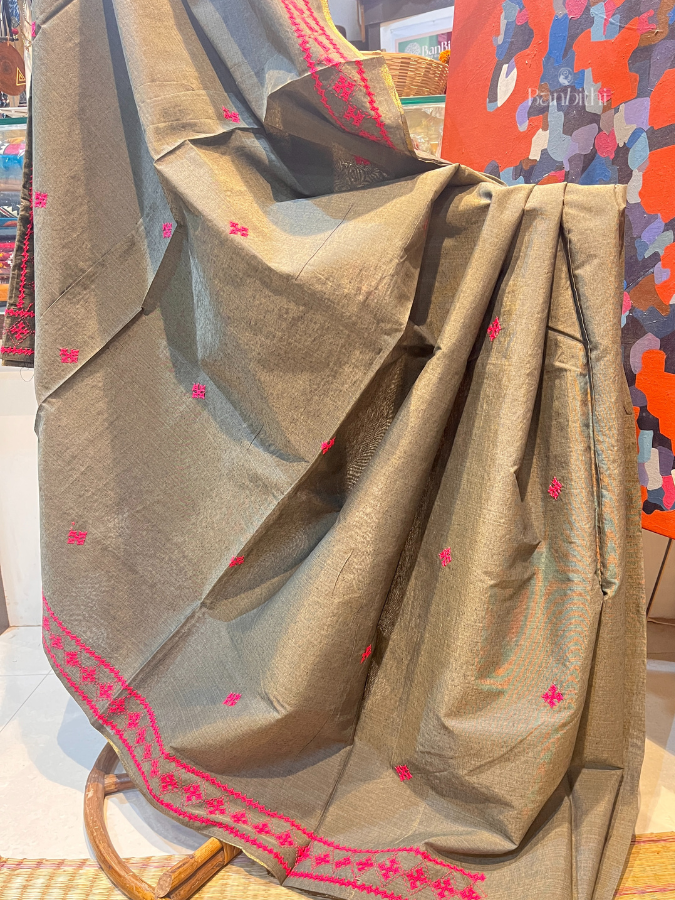 Hand Embroidered Sico Chanderi Saree – Grey with Pink Thread