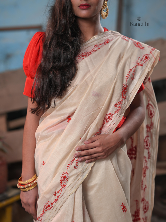 Hand Embroidered Saree – Off White (Variant 1)