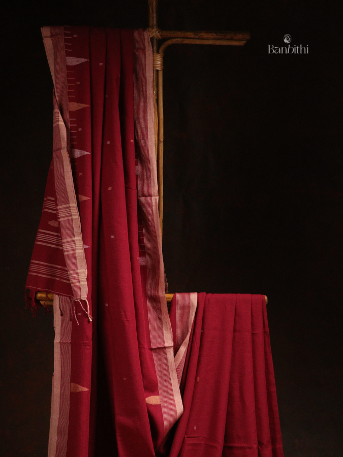 Pure Cotton Hand Spun Jamdani Saree – Deep Red