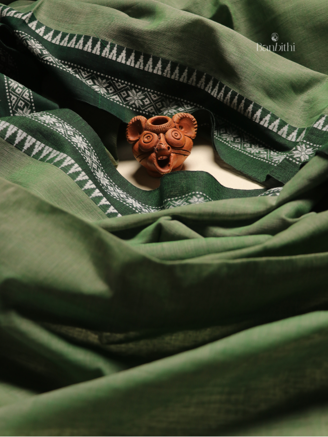 Pure Cotton Handwoven Dhaniakhali Saree – Dual Tone Pista Green