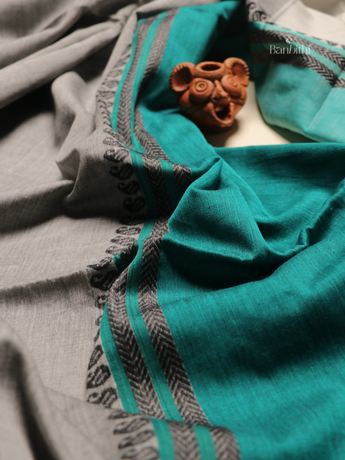 Pure Cotton Handwoven Dhaniakhali Saree – Grey Green