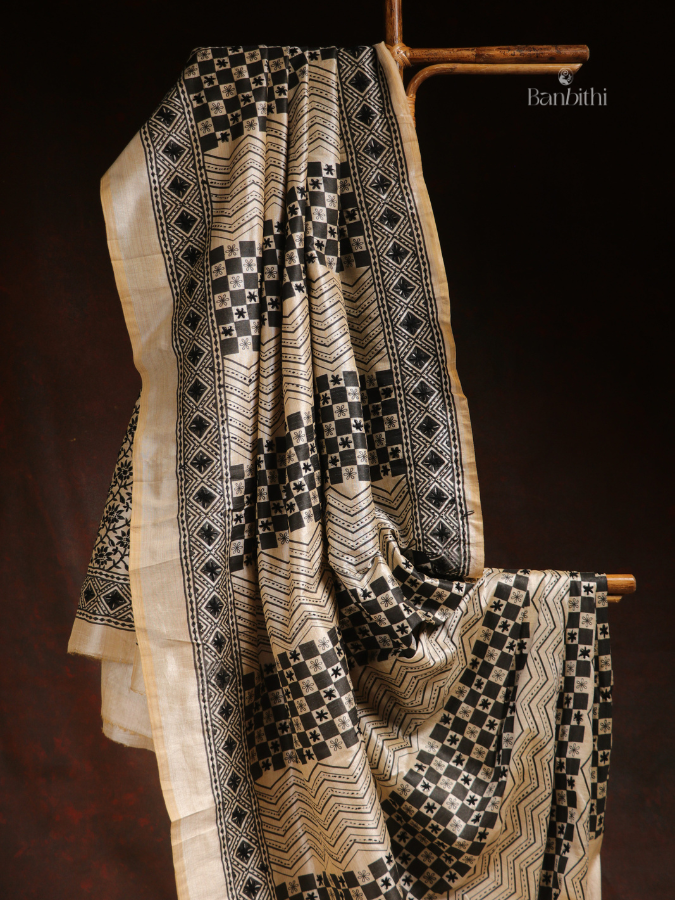 Hand Embroidered Saree – Off White with Black Thread