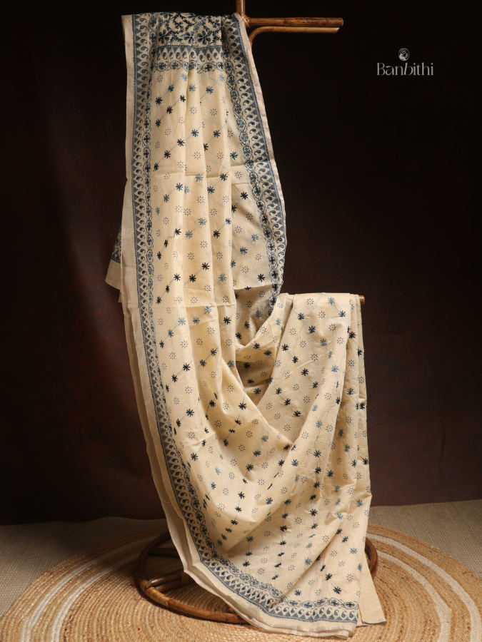 Hand Embroidered Saree – Off White with Black Thread (Variant 2)