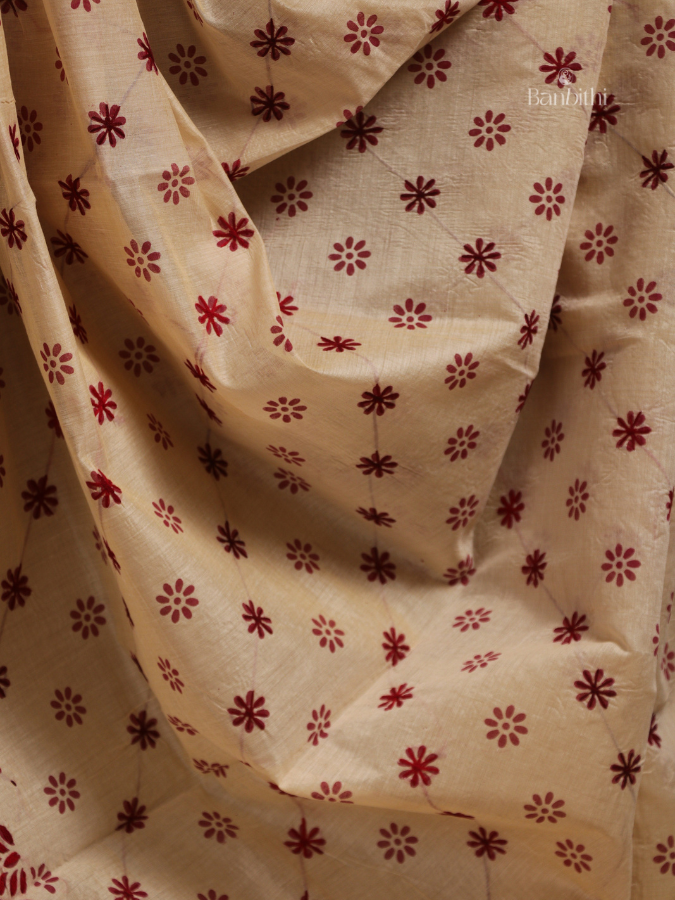 Hand Embroidered Saree – Off White with Red Thread