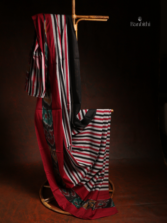 Pure Cotton Handwoven Dhaniakhali Saree – Red and Black