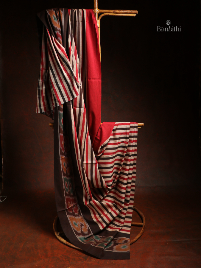 Pure Cotton Handwoven Dhaniakhali Saree – Red Black