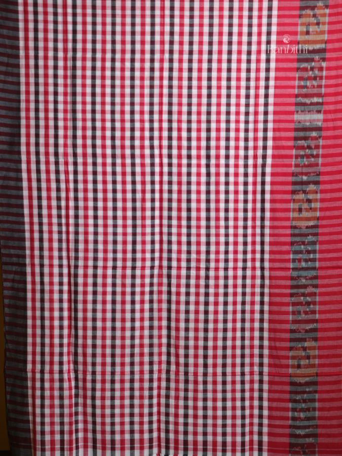 Crimson Classic Dhaniakhali Handwoven Saree