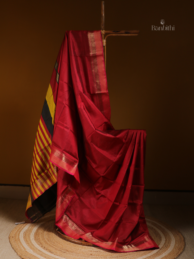 Bishnupur Silk Saree – Red & Black Contrast Classic